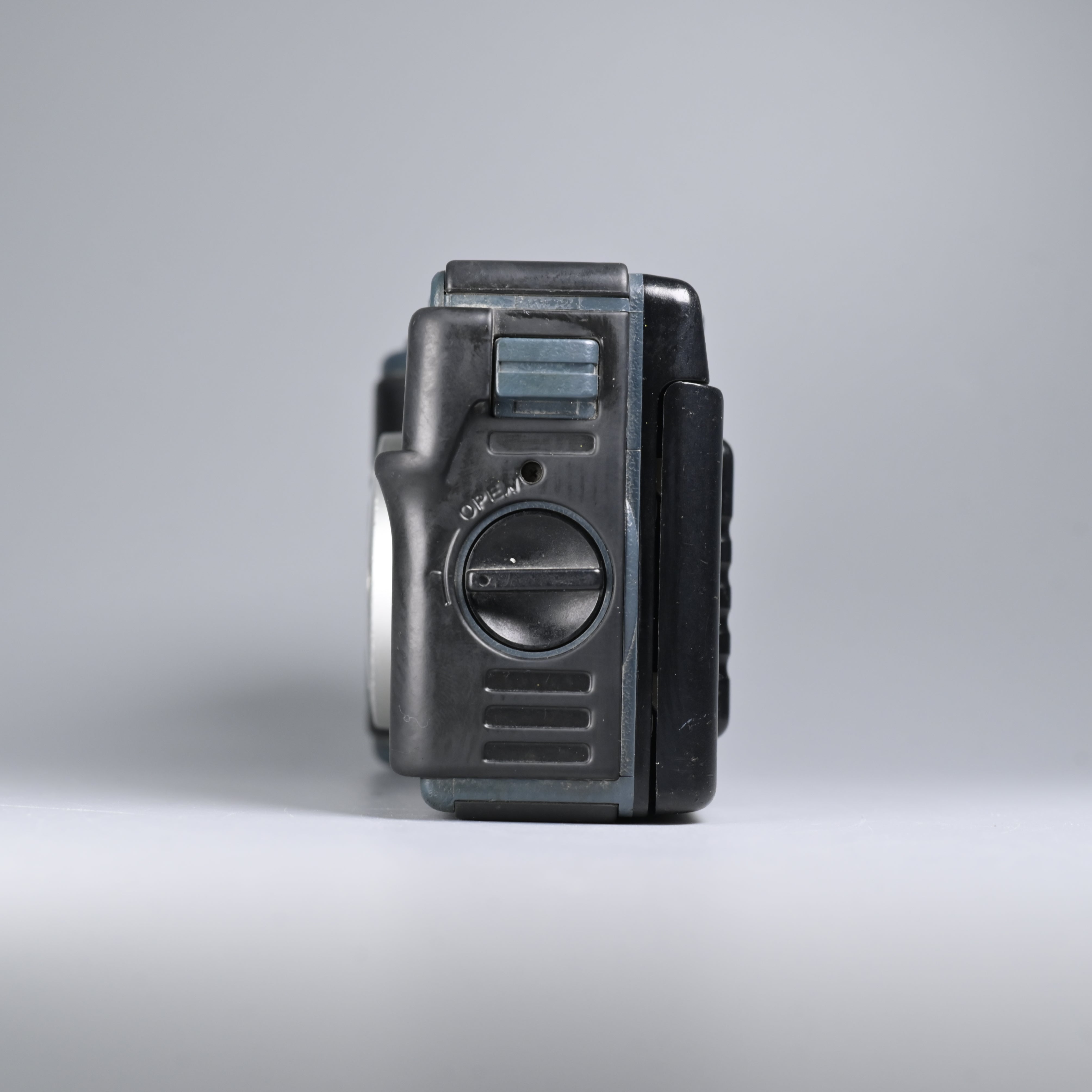 Konica 28WB 現場監督– SHOWA