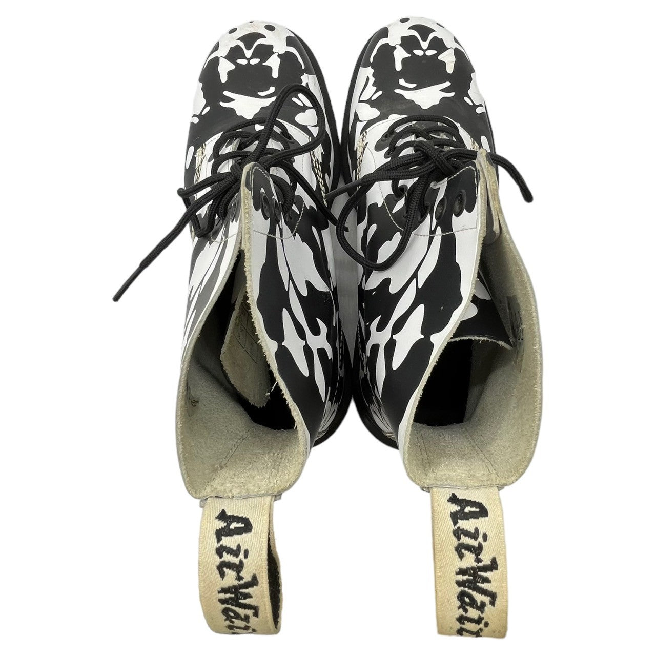 DR.MARTENS(ドクターマーチン) 8 HOLE PASCAL BOOTS エイトホール 牛柄