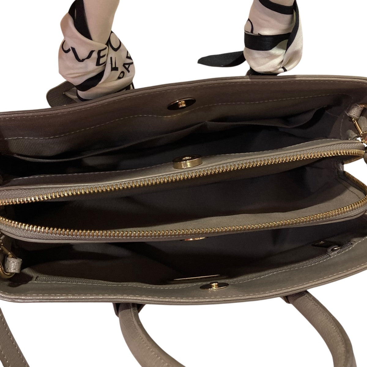 FURLA(フルラ) スカーフ付き2WAYショルダーバッグ グレーブラウン系