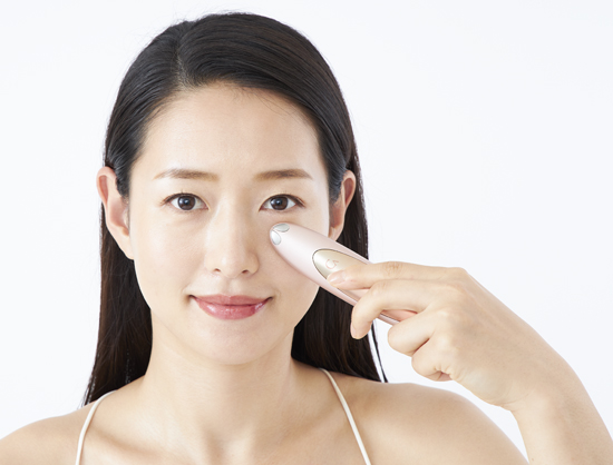 一度使用 ヤーマン EMS美顔器 クリアージュアイリフトCR-01 CREAGE