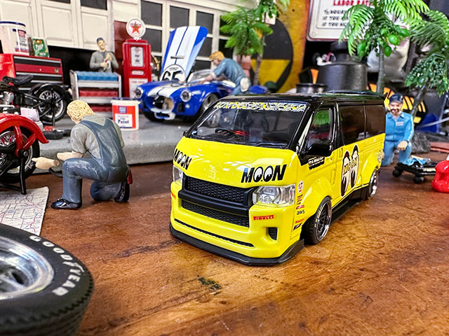 ターマックワークス×ムーンアイズ 限定コラボミニカー トヨタ