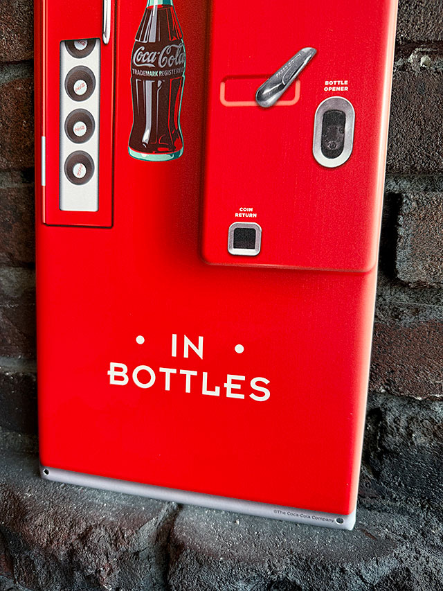 Coca Cola（コカコーラ） 自動販売機型 エンボスティンサイン