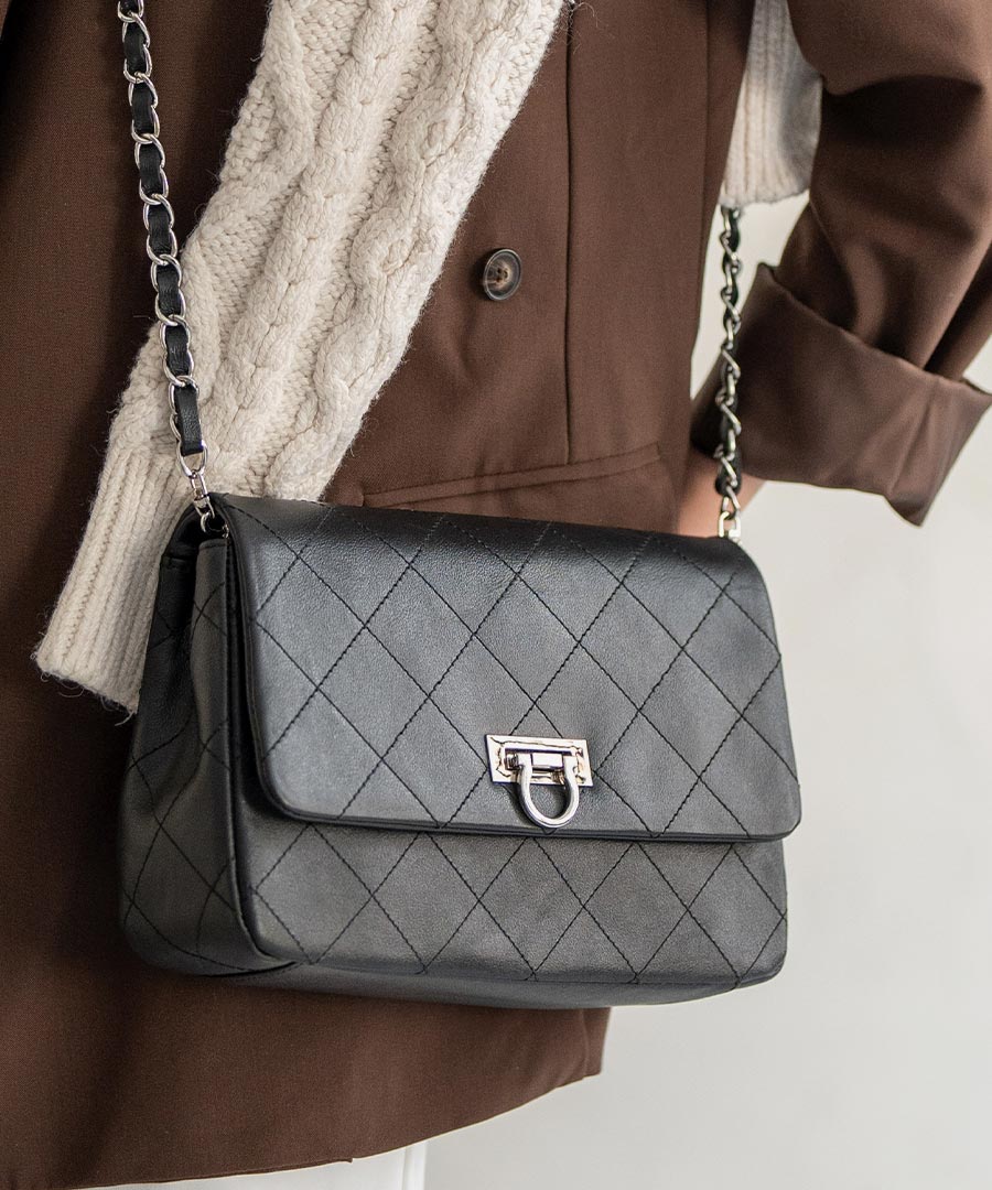 HAYNI（ヘイニ） 本革 チェーンバッグ キルティング ショルダーバッグ