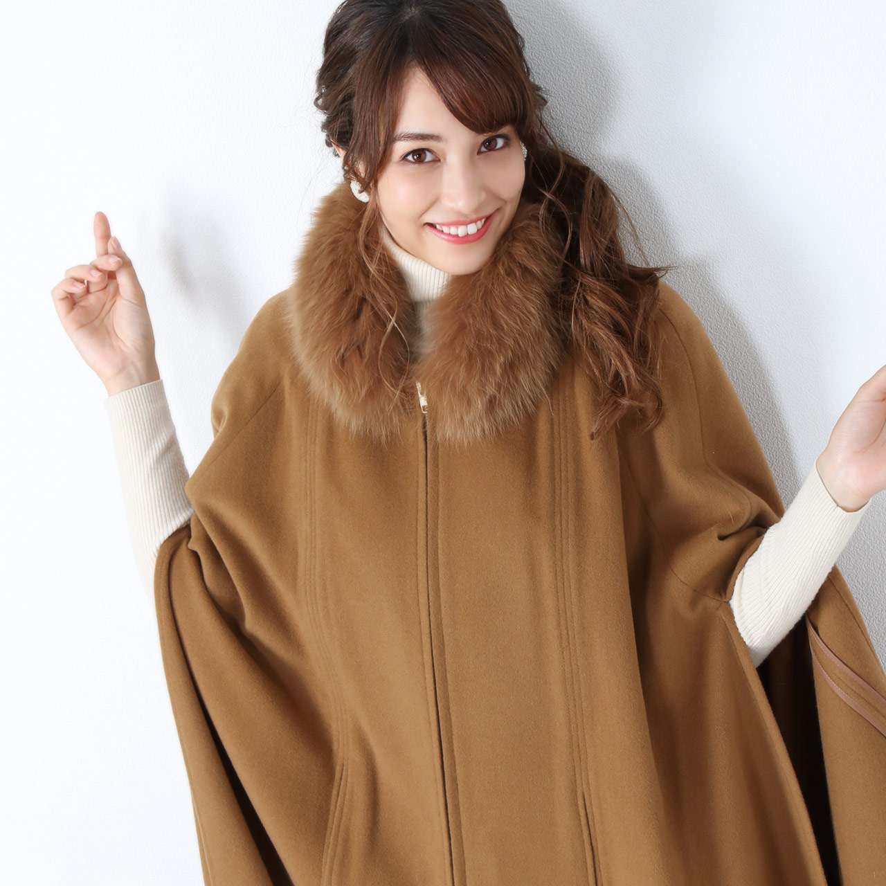 Filomo（フィローモ） ＜爆買＞Filomo カシミヤ ケープ ポンチョ