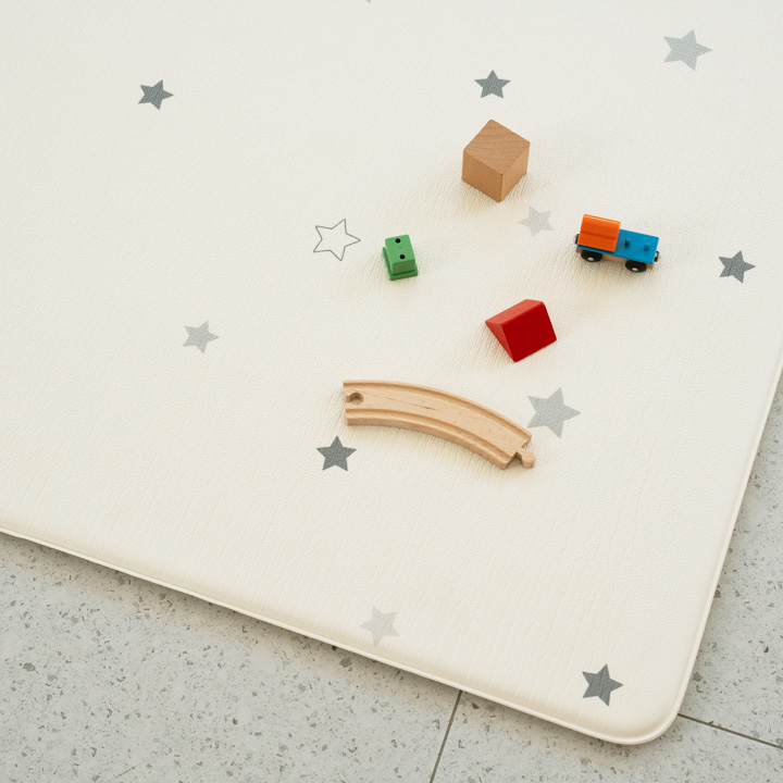 プレイマット リバーシブル ラグマット 厚さ1.4cm 230×140 PVCマット