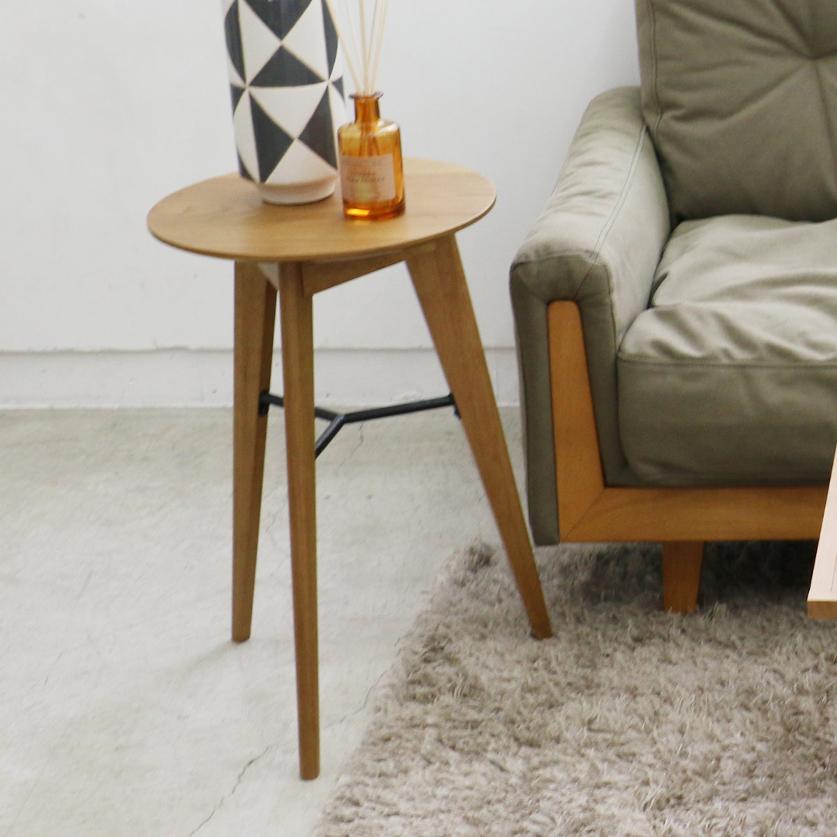 サイドテーブル 円型 直径38cm 高さ59cm ソフトヴィンテージ風 Rasic