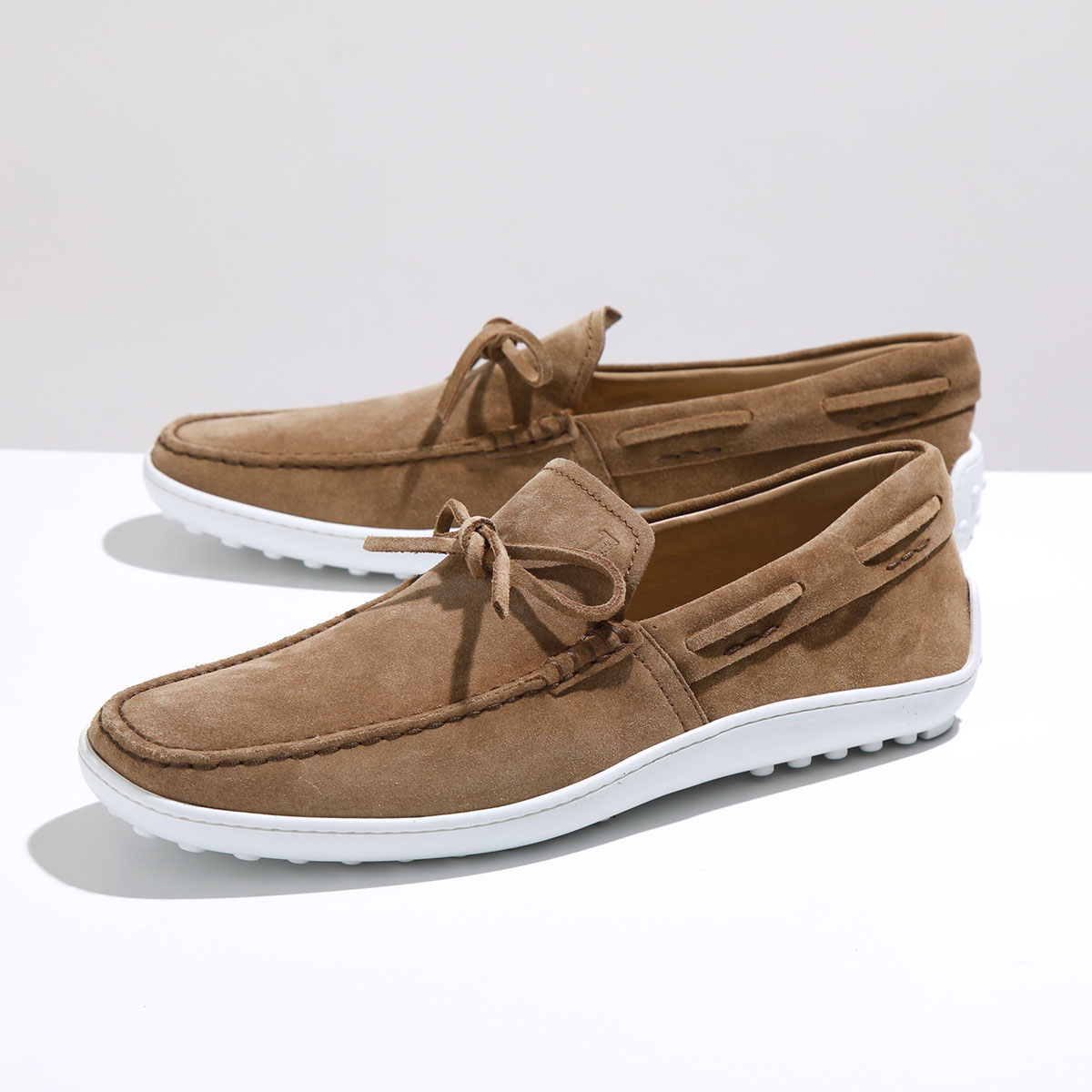 TOD'S トッズ 28 スリップオン ドライビングシューズ スエード