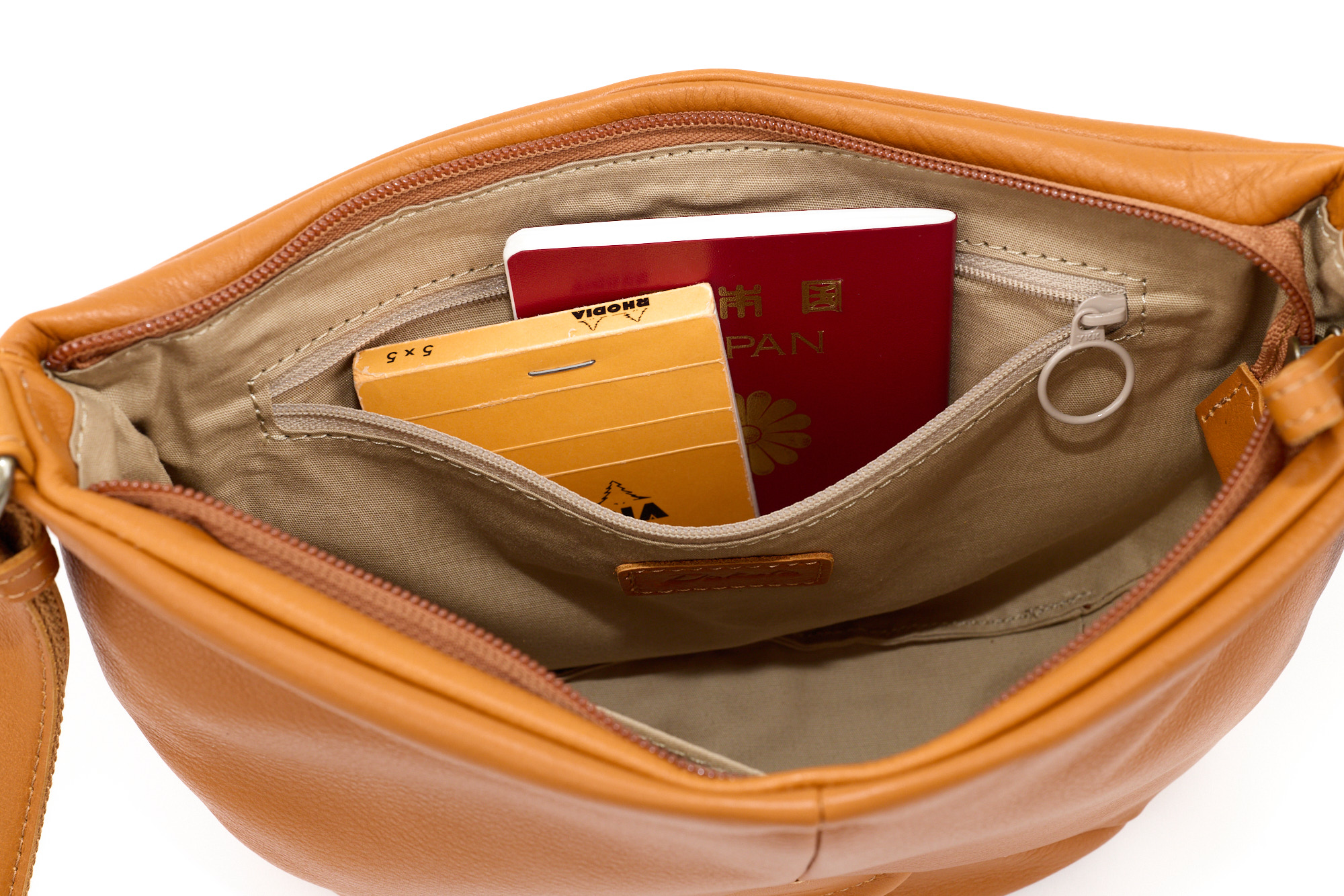 Dakota（ダコタ） 3年保証＋プレゼント付 ボンドゥー ミニショルダー