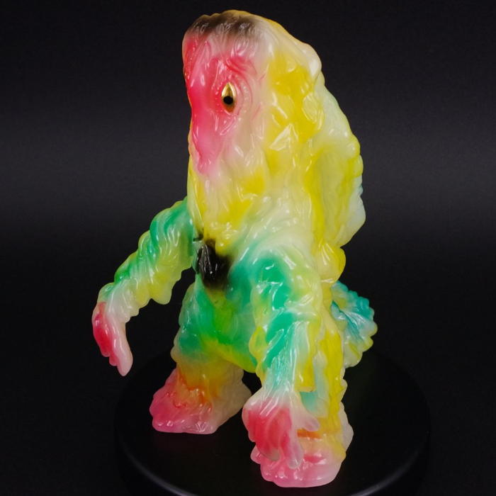 ショップ・墓場の画廊にブルマァクの「公害怪獣ヘドラ」が襲来