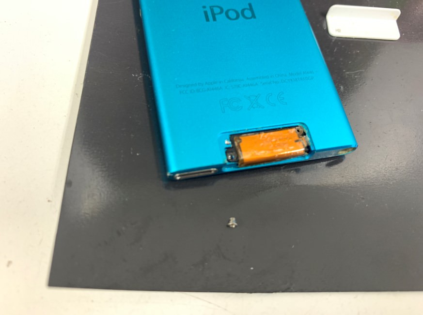 町田のiPod即日修理店]iPod nano第7世代のバッテリーを所要時間40分で