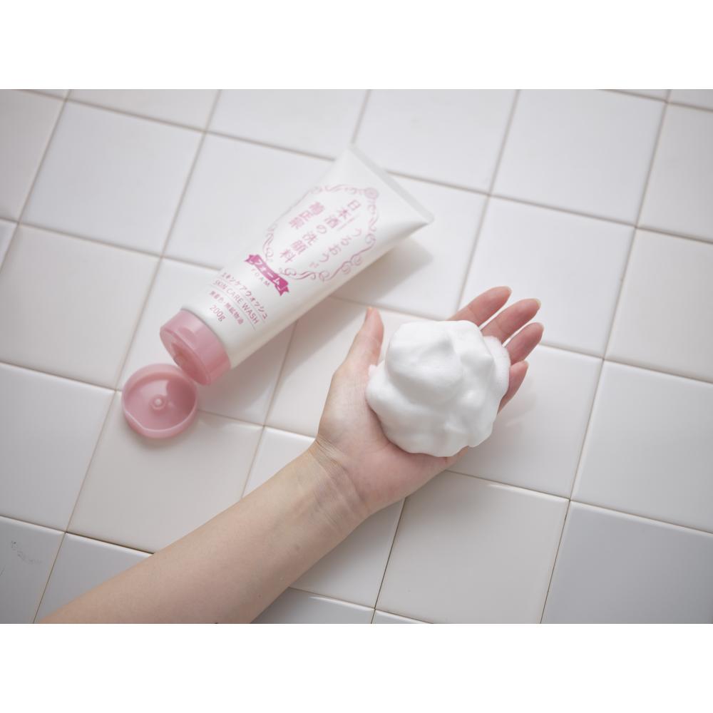 菊正宗 日本酒の洗顔料 スキンケア 洗顔フォーム 200g