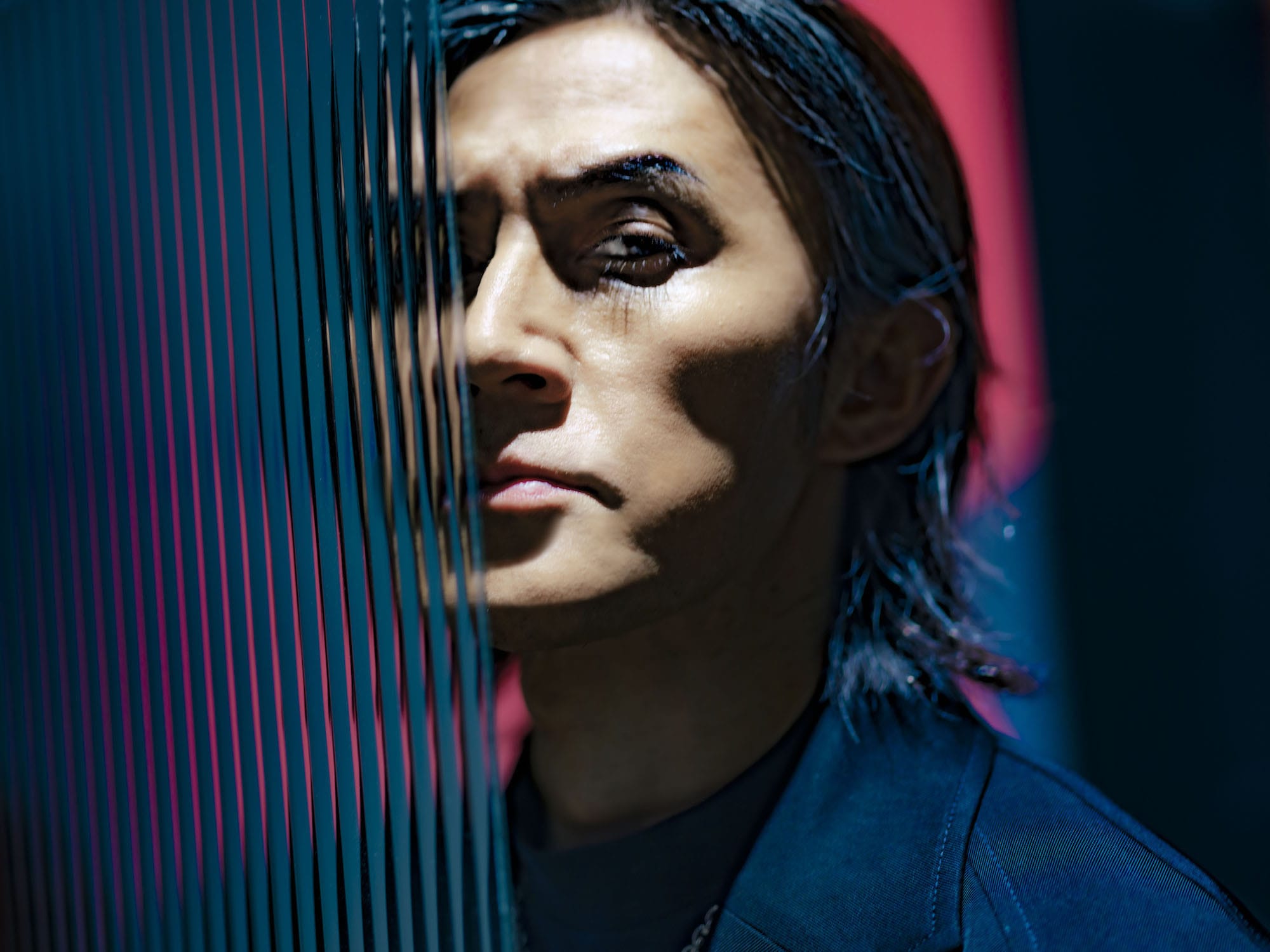 KADOKAWA公式】稲葉浩志「シアン」特設サイト | カドスト | KADOKAWA