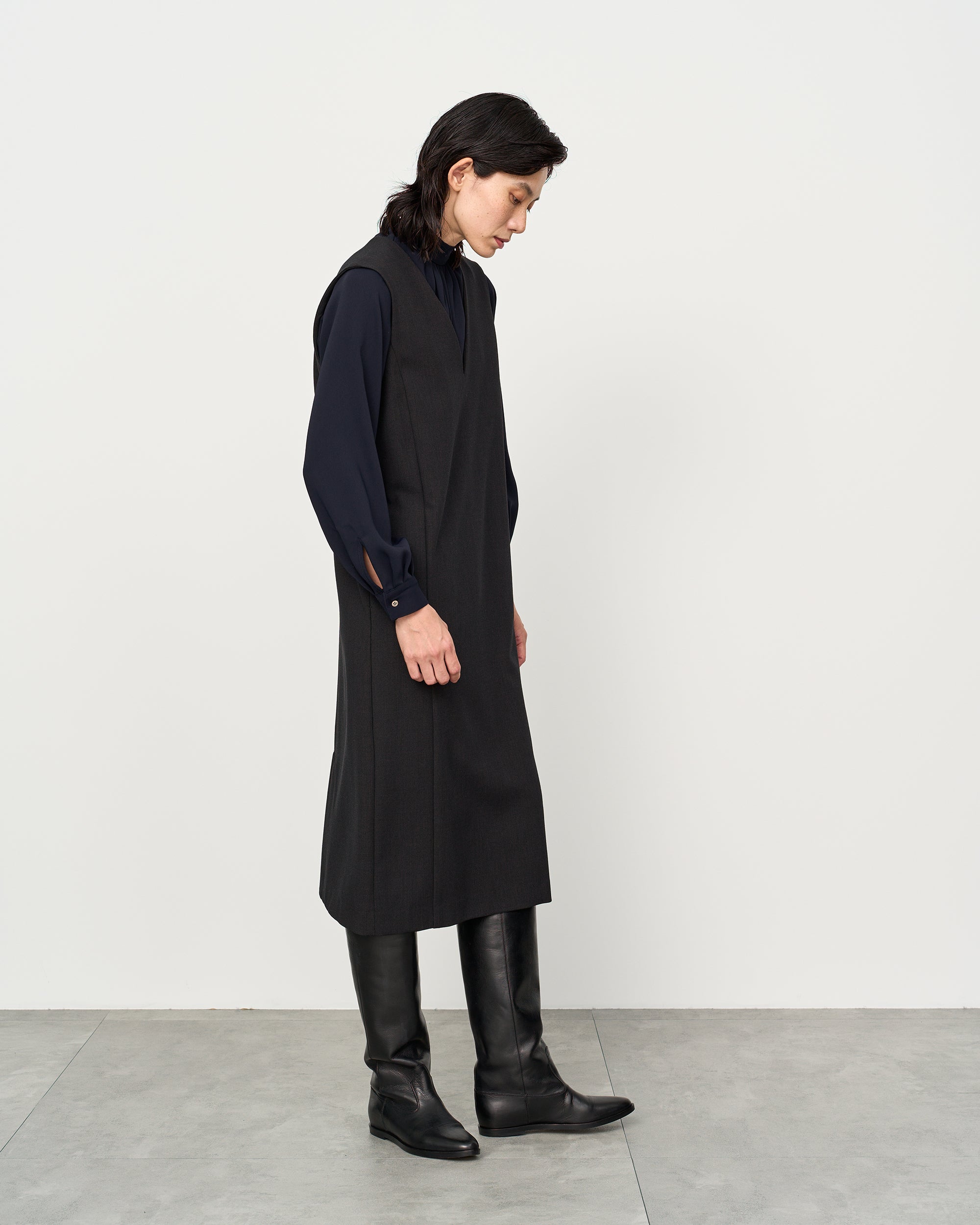 ウールライクジャンパースカート - SOÉJU online store｜上質な大人の