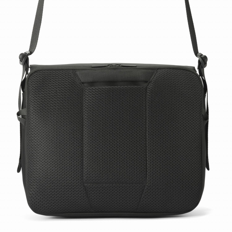 ace.／エース ラグレンティスクロス ショルダーバッグ 撥水 A4サイズ