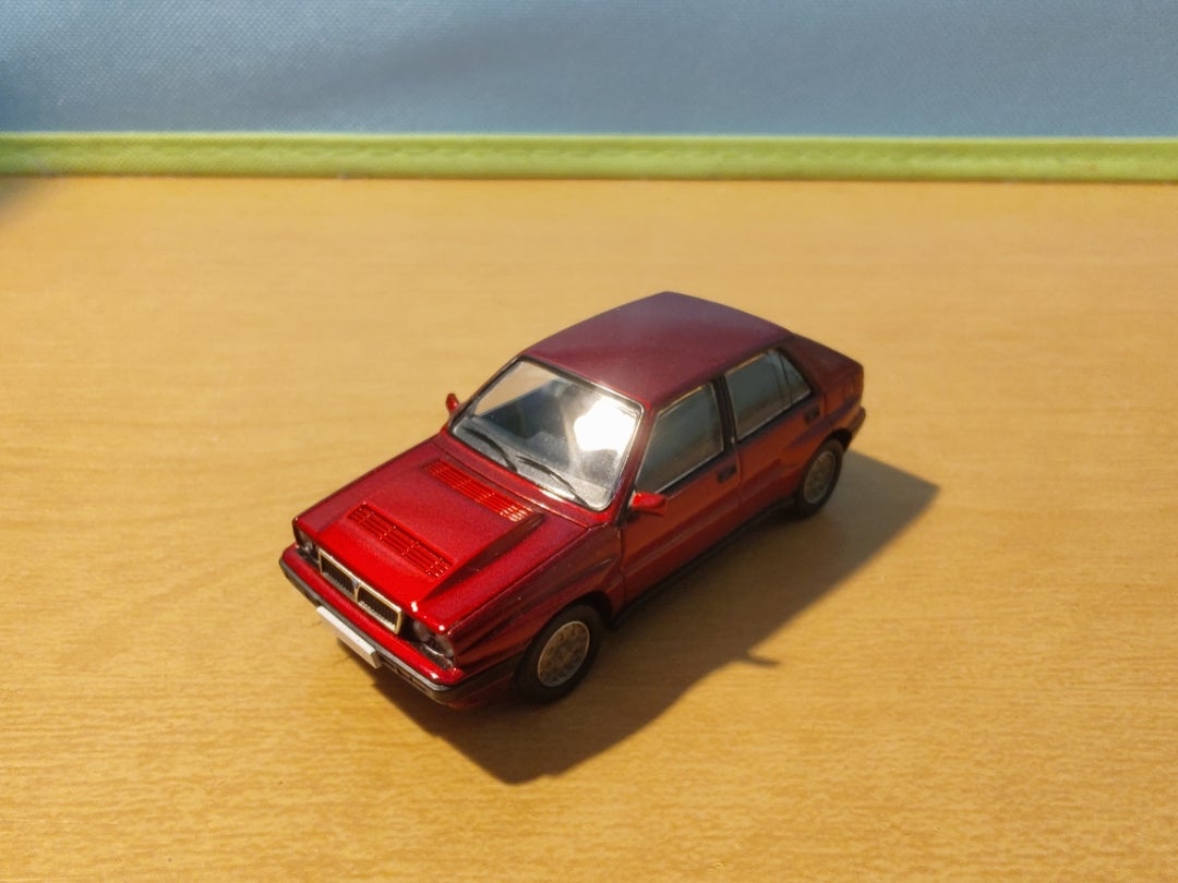 トミカ】リミテッドヴィンテージNEO ランチア・デルタHF