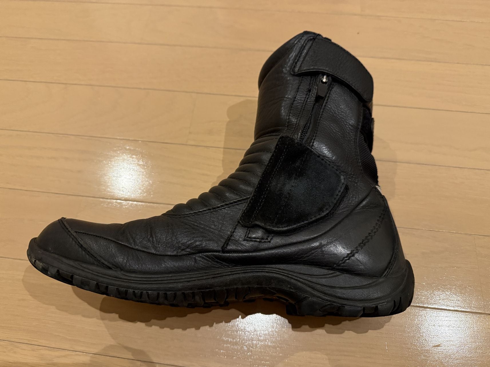 ネオブーツ | 通常の三倍color