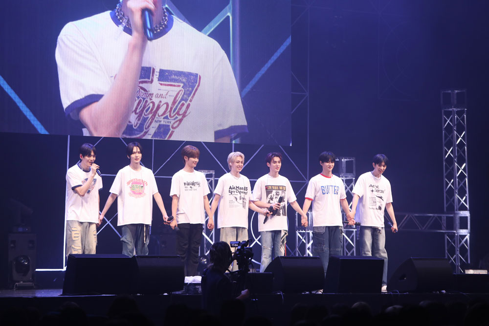 EPEXが笑顔と感動でZepp DiverCityを沸かせた日ーEPEX 3rd FANCON