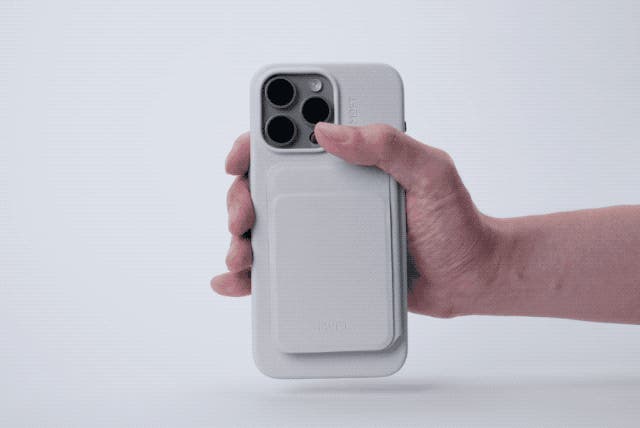 効率化の神アイテム】一瞬のひらめきも逃さない。MOFTスマホスタンド