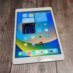 iPad 第8世代 32GB SIMフリー バッテリー96% 新品近い - メルカリ