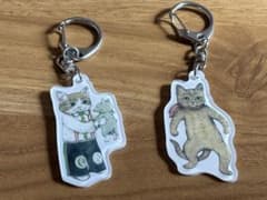 限定ガチャ】ヒグチユウコ アクリルキーホルダー 2個セット - メルカリ