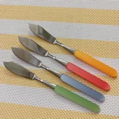 新品！！《昭和レトロ》バターナイフ4色セット47 - メルカリ