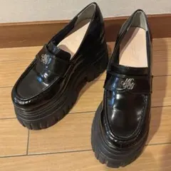 2026年最新】michellMacaron ローファー・革靴の人気アイテム - メルカリ