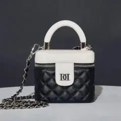 darich ダーリッチ DRチャームチョコレートハンドバッグ - メルカリ