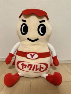 2026年最新】ヤクルトマンぬいぐるみの人気アイテム - メルカリ