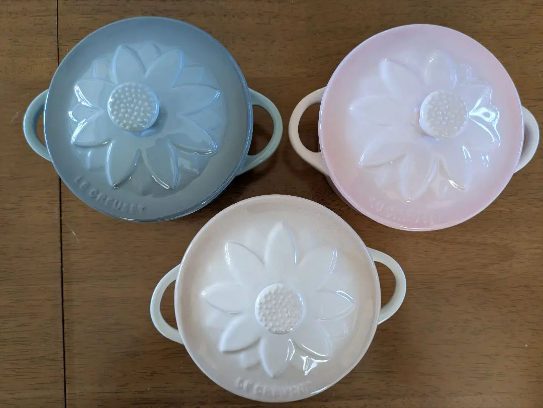 2026年最新】ルクルーゼ フラワーレリーフの人気アイテム - メルカリ