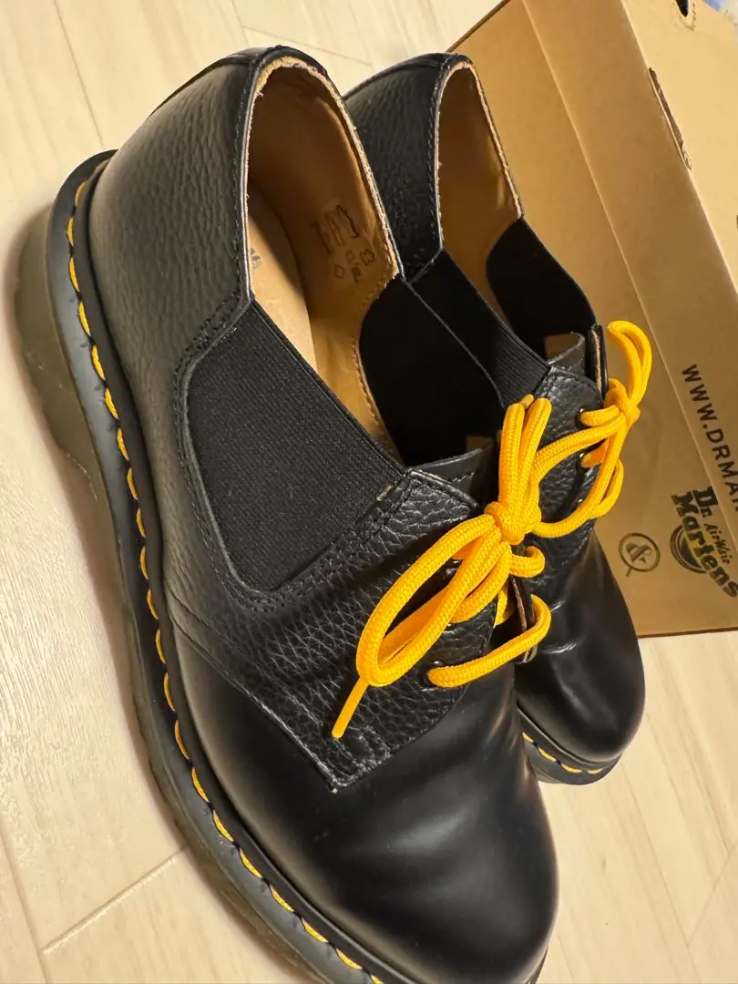 2026年最新】dr martens ルイスの人気アイテム - メルカリ
