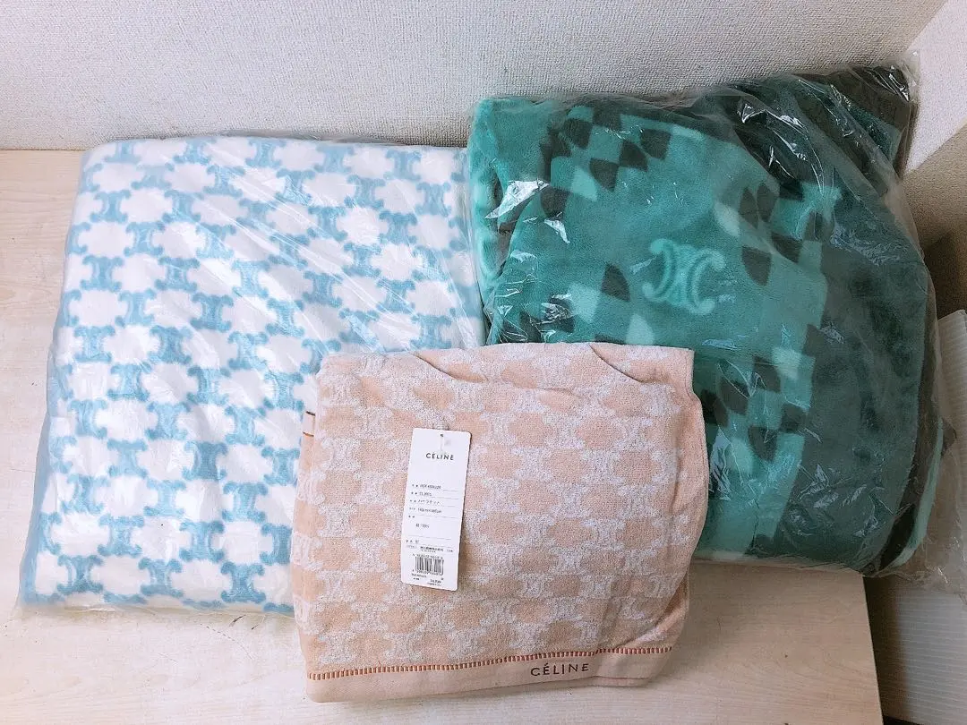 2026年最新】セリーヌ ハーフケットの人気アイテム - メルカリ