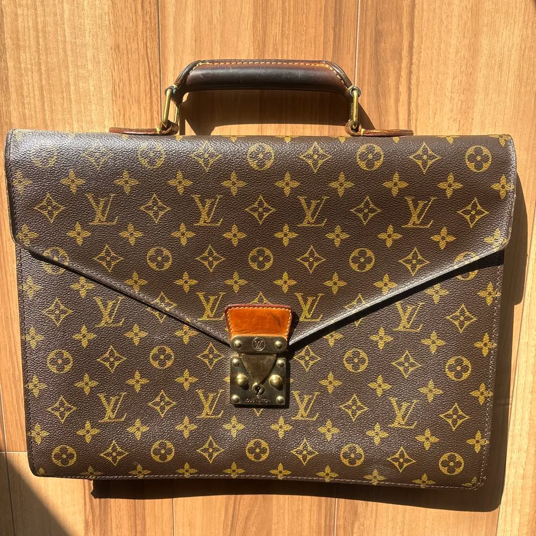2026年最新】ルイヴィトン コンセイエの人気アイテム - メルカリ