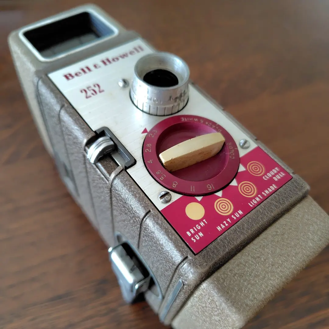 2026年最新】bell howell 8mmの人気アイテム - メルカリ