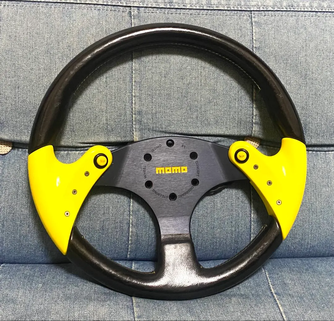 2026年最新】momo f1 conceptの人気アイテム - メルカリ