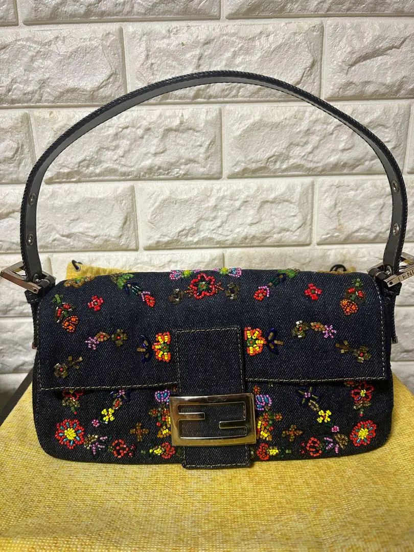 2026年最新】フェンディ ビーズ バゲットの人気アイテム - メルカリ