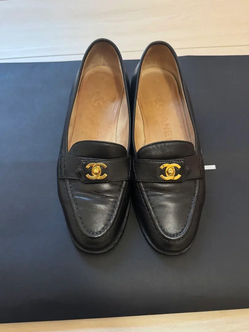 2026年最新】シャネル ローファー ターンロックの人気アイテム - メルカリ