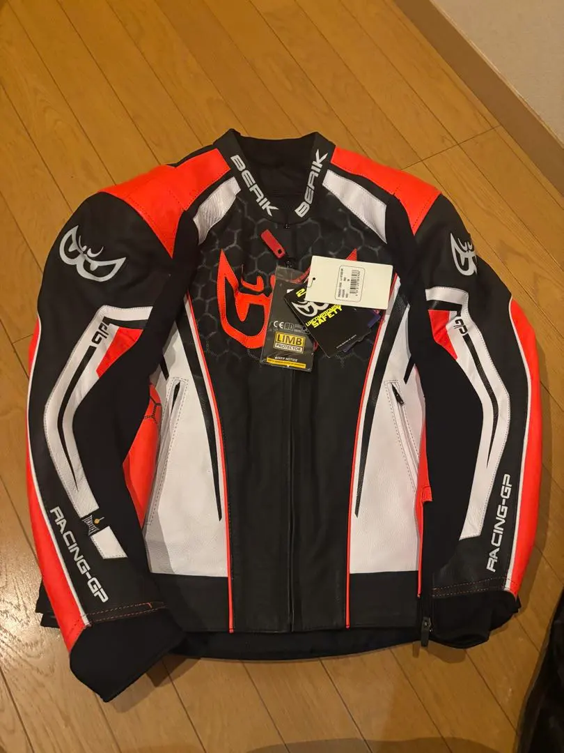 2026年最新】berik 革ジャンの人気アイテム - メルカリ