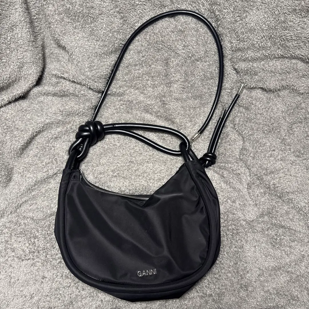 2026年最新】ganni バッグ サテンの人気アイテム - メルカリ