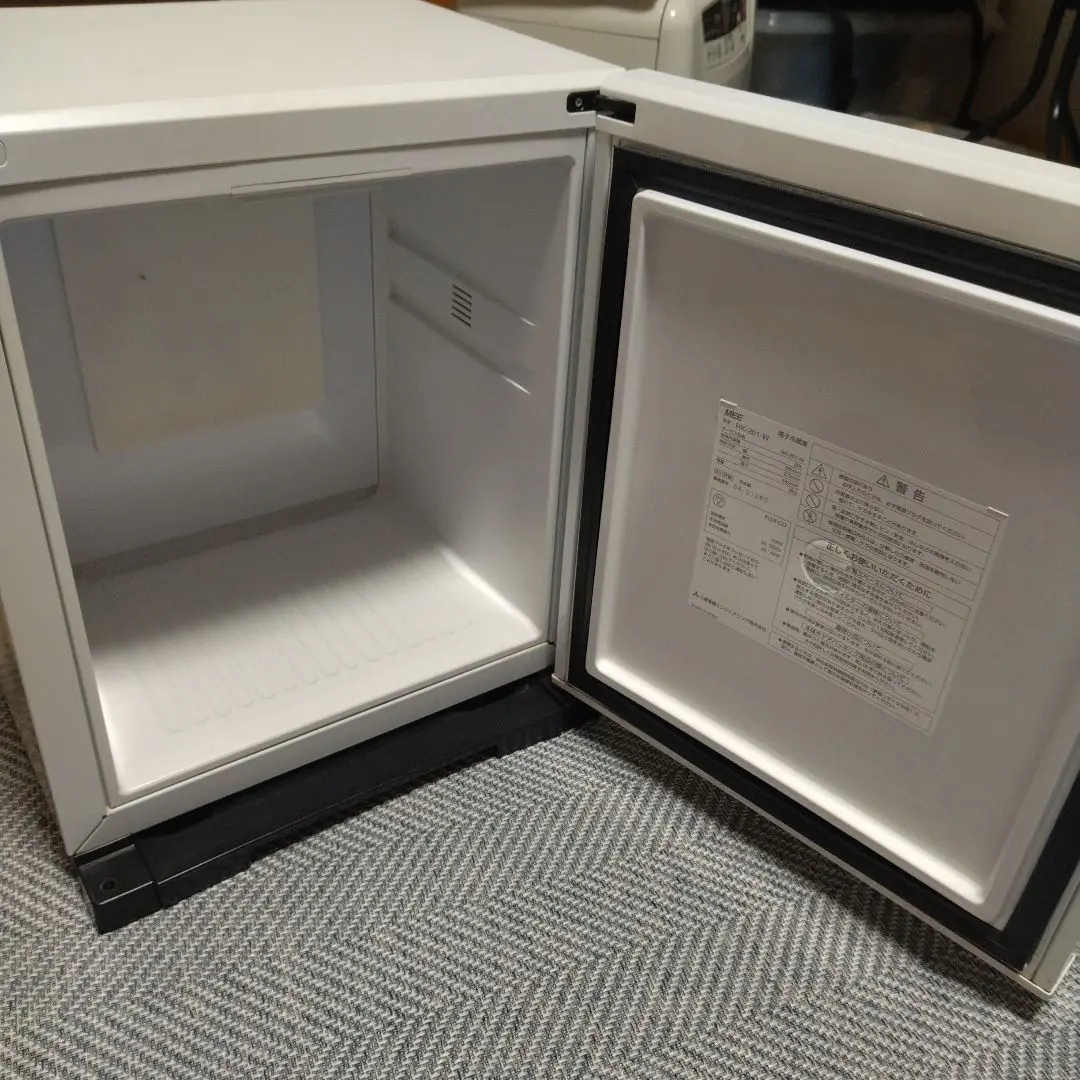 2026年最新】365 三菱 冷蔵庫の人気アイテム - メルカリ