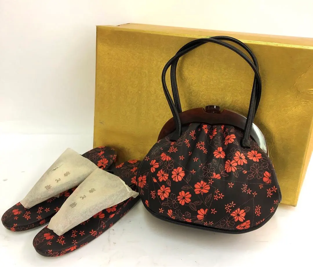 2026年最新】伊と忠 バッグの人気アイテム - メルカリ