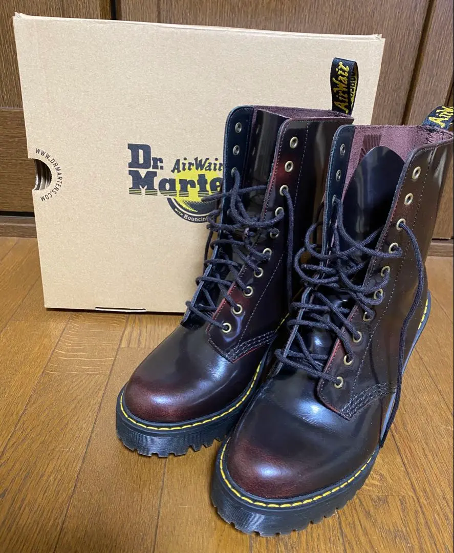 2026年最新】ドクターマーチン Dr.Martens KENDRAの人気アイテム