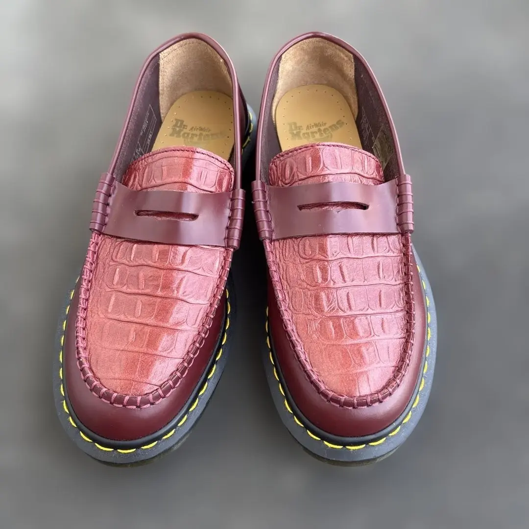 2026年最新】stussy dr.martens ローファーの人気アイテム - メルカリ