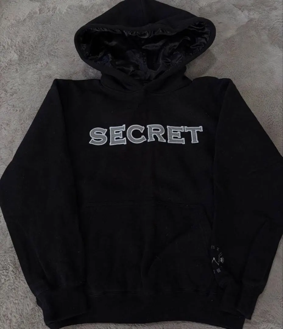 2026年最新】secret パーカーの人気アイテム - メルカリ