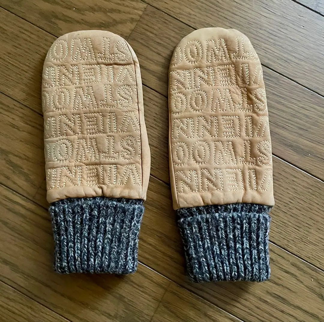 2026年最新】Vivienne Westwood カラー：ベージュ系 手袋・アーム