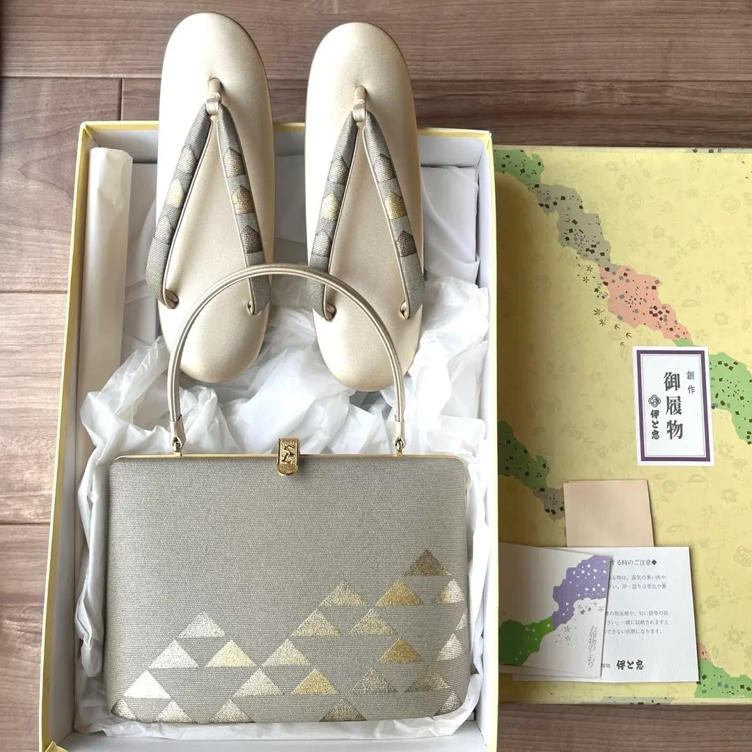 2026年最新】伊と忠 草履バッグの人気アイテム - メルカリ