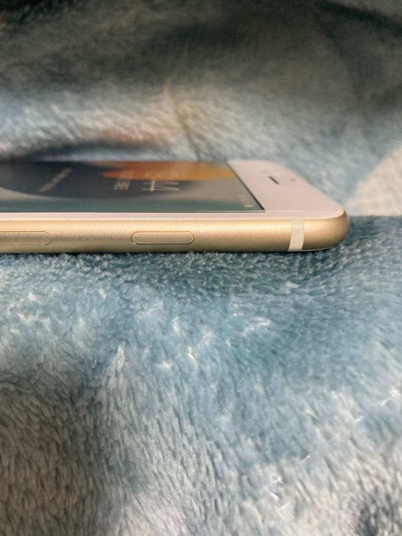 純正バッテリー100% Apple iPhone7ゴールド 本体 32GB - メルカリ