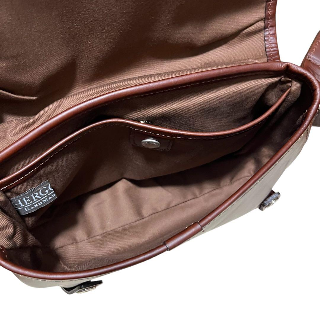 KI2926様専用 極美品HERGOPOCH06-OVL ワキシングレザー 牛革 - メルカリ