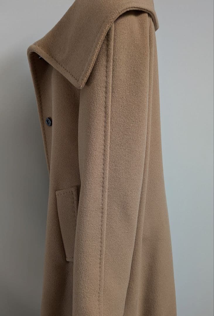 マックスマーラ ヴァージンウール コート女優襟 42 新品同様