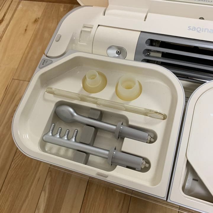 ☆テレビで紹介されたサキナ美顔器☆〜全ての付属品付き〜 - メルカリ