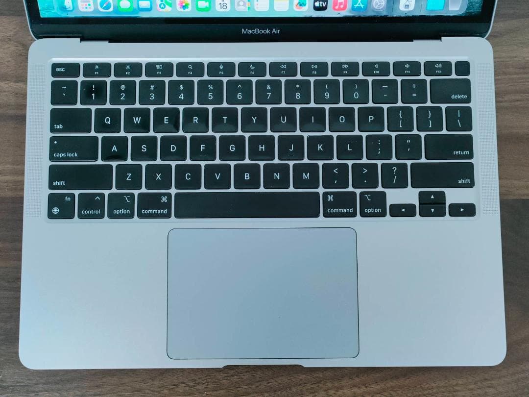 充電483 MacBook Air 13型 M1 16G 1TB USキー A5 - メルカリ